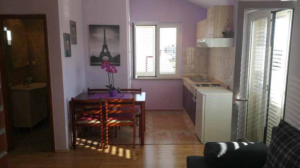 Apartments Roncevic Задар Стая снимка