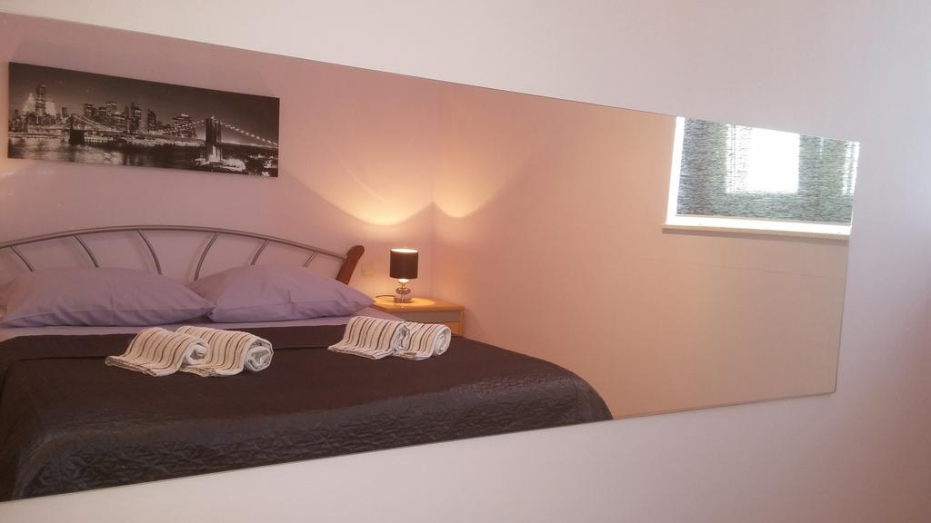 Apartments Roncevic Задар Екстериор снимка