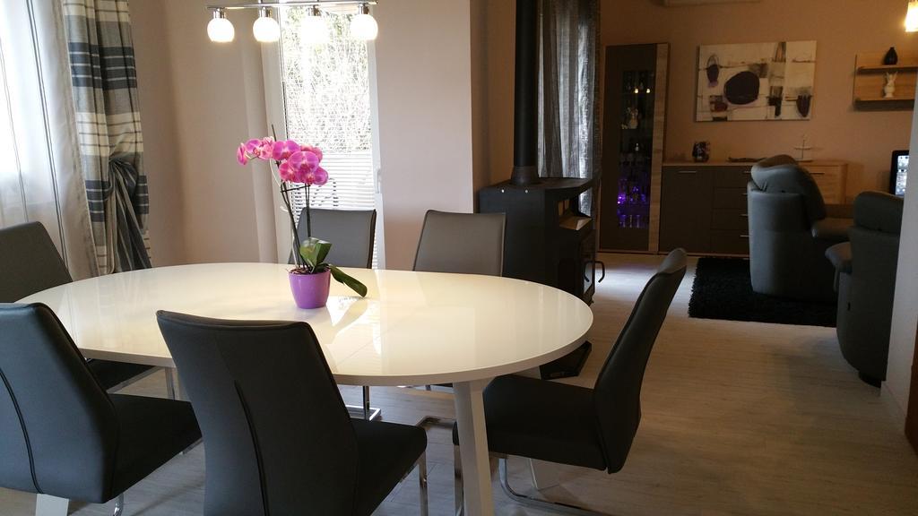 Apartments Roncevic Задар Стая снимка